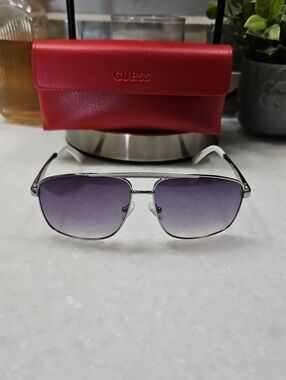 GUESS Men's Red Sunglasses Case with Silver Frame Sunglasses